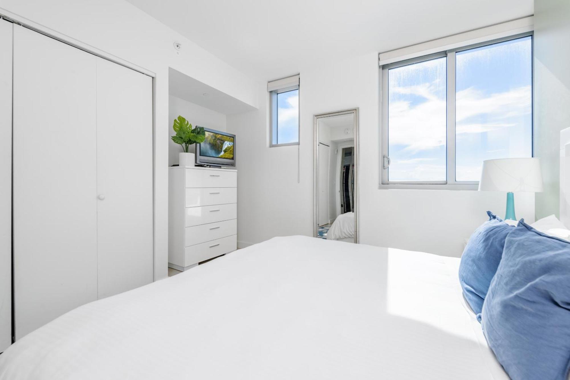 Churchill Suites Monte Carlo Miami Beach Zimmer foto