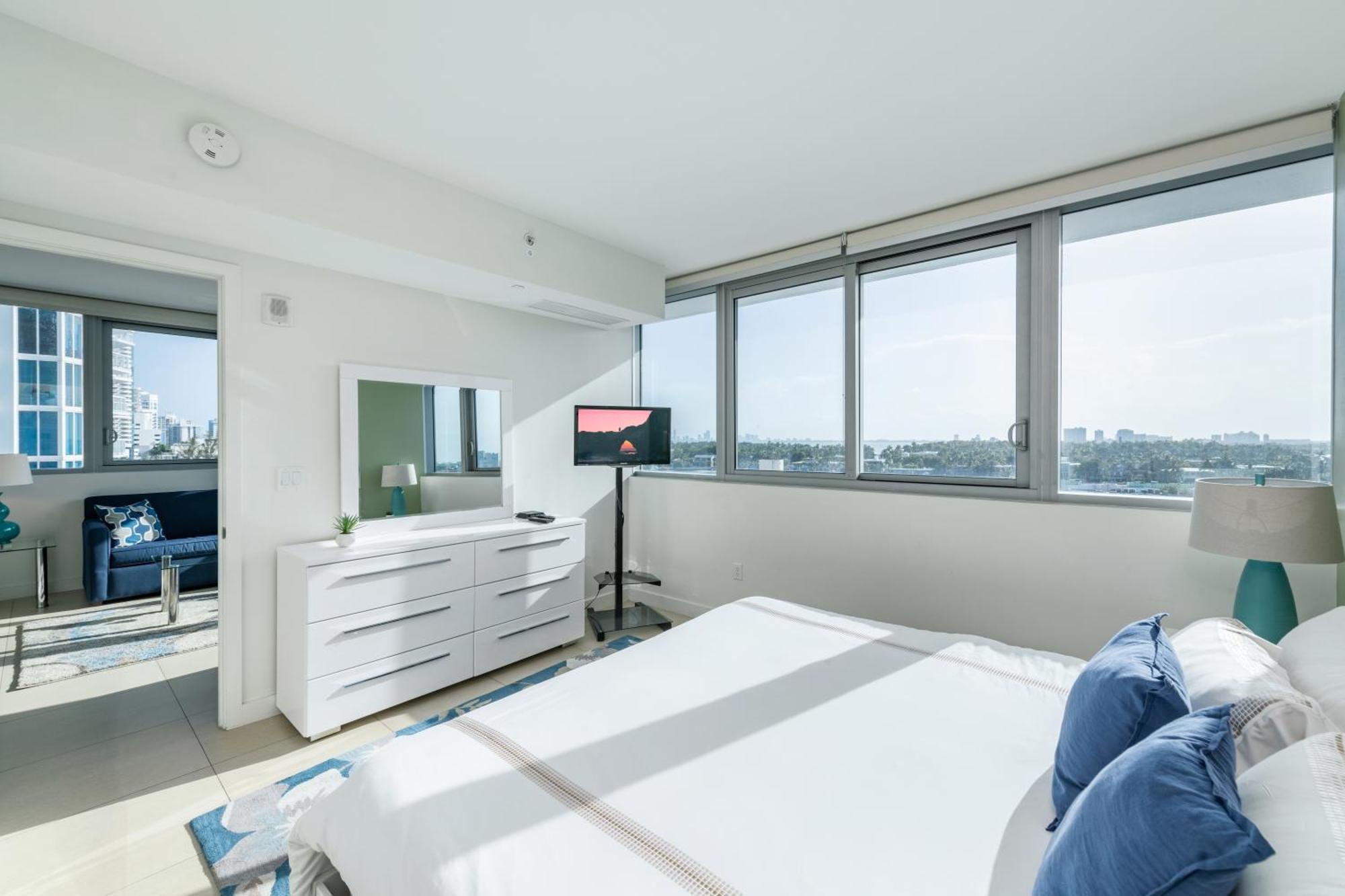 Churchill Suites Monte Carlo Miami Beach Zimmer foto